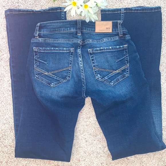 BKE Denim - BKE🌻STELLA Bootcut JEANS Slim Fit Low Rise🤎Size 24 X 31.5💛